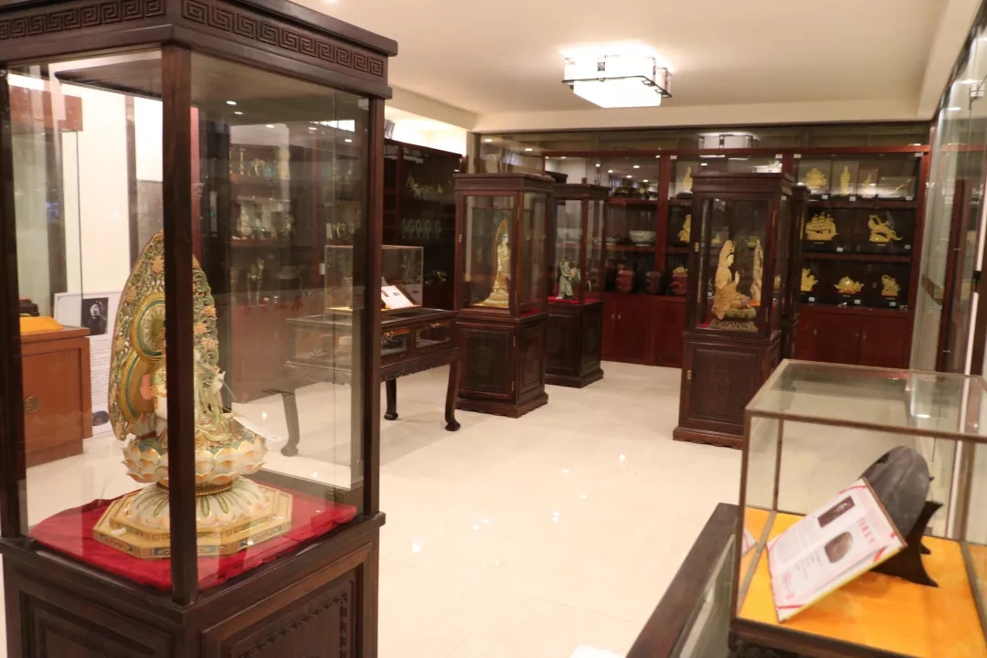 家宝红木:精品陈列室 家宝红木:精品陈列室